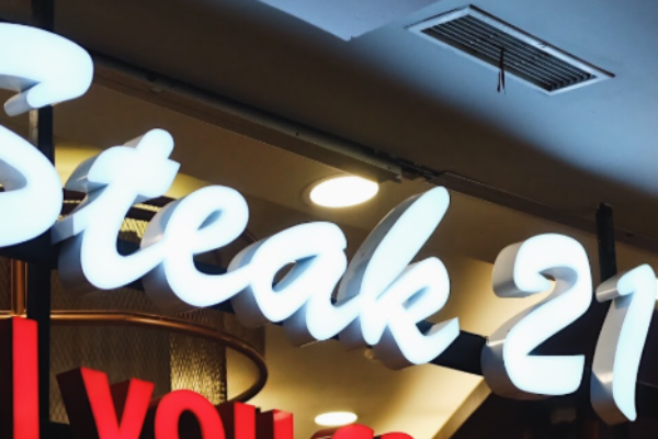 Need Food Photographer this Wednesday di AEON Delta Mas for Steak Menu